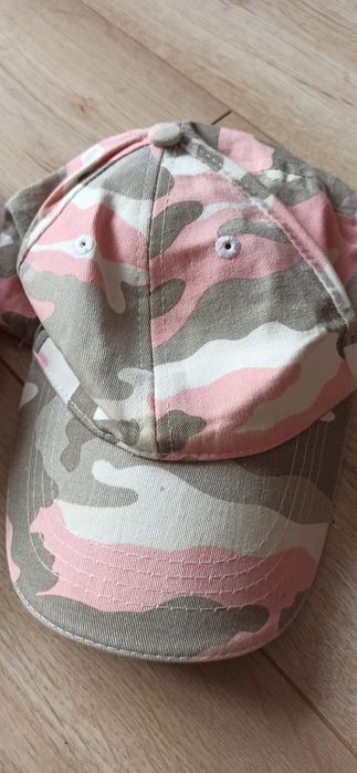 Zestaw czapeczek r. 50,3-4l + kapelusz gratis