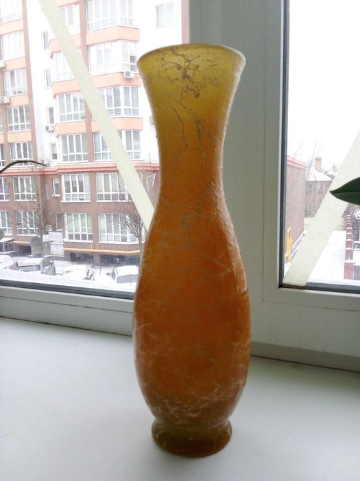 Ваза гутне скло  красива