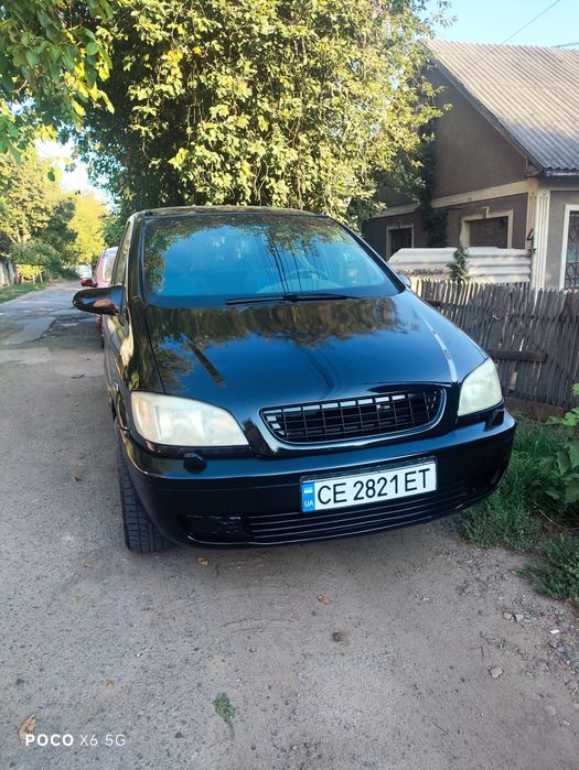 продам машину Opel Zafira