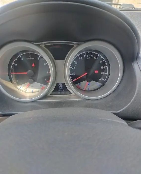 Эмгранд X7 Geely