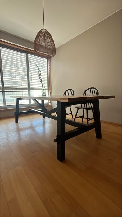 Mesa de jantar IKEA SKOGSTA