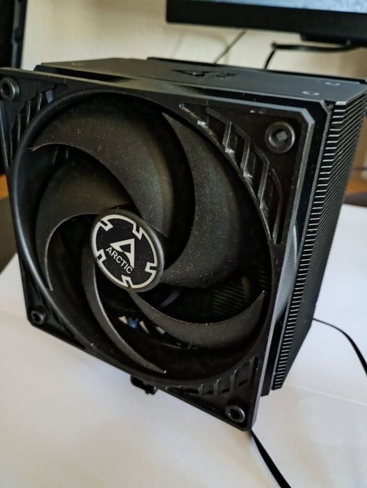 Cooler Arctic Freezer 36 black