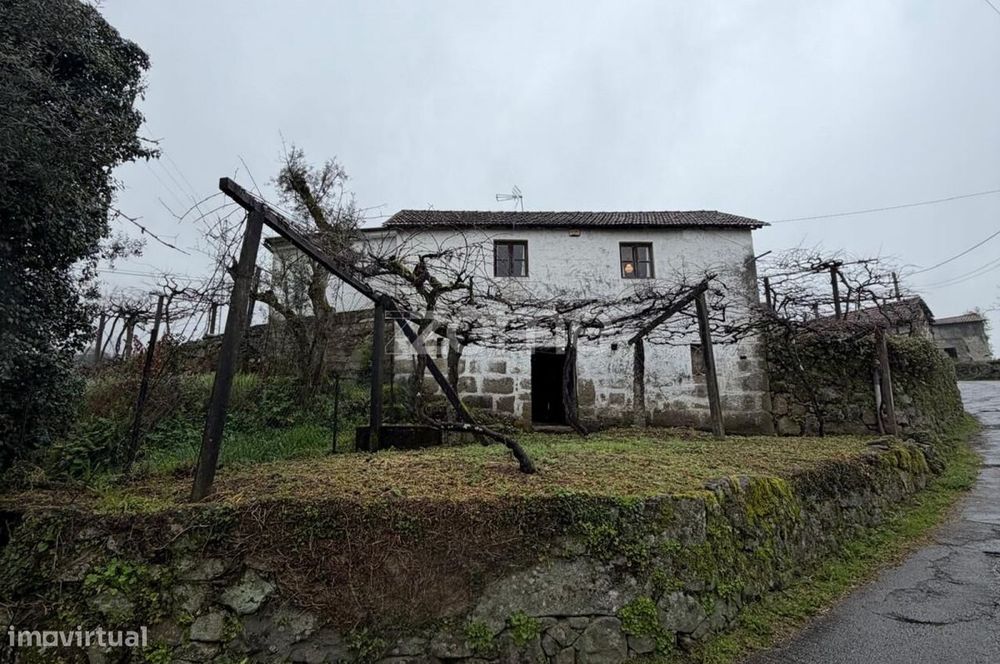 Moradia T2 para renovação
