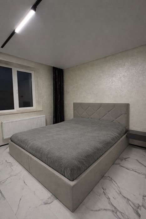 Євро-двокімнатна квартира з дизайнерським ремонтом — ЖК «Гідропарк»