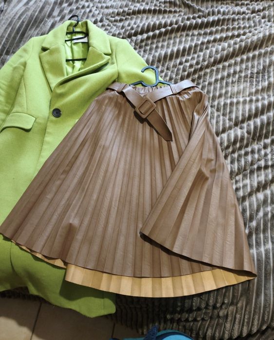 Conjunto casaco e saia