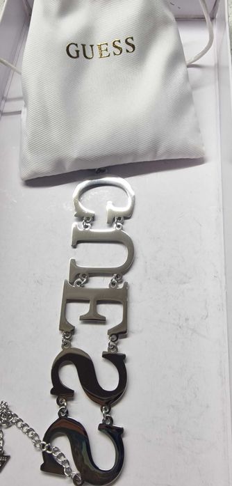 Pulseira larga da Guess