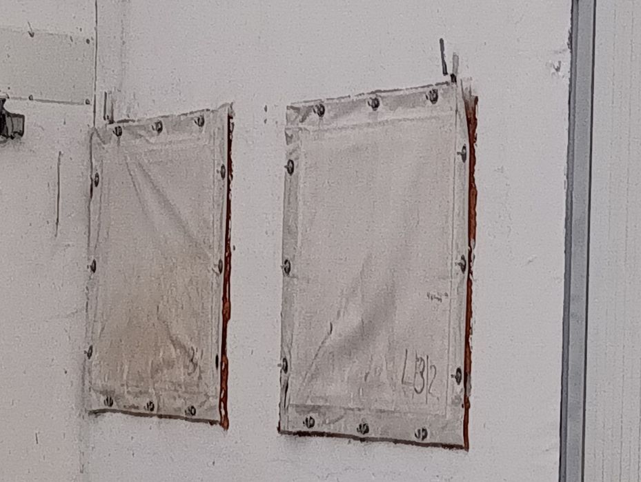 Osłony wentylatorów okiennic chlewnia obora wentylatory kurnik