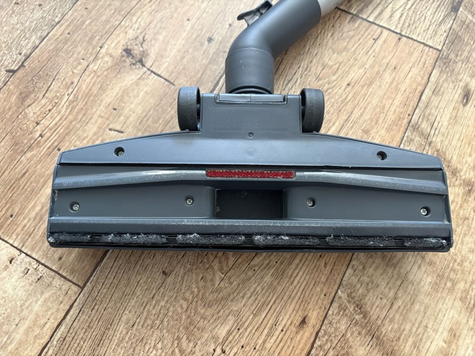 Odkurzacz Hoover Breeze 700W Bezworkowy BR71 BR10011