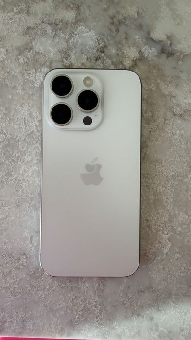 iPhone 15 pro 256 GB