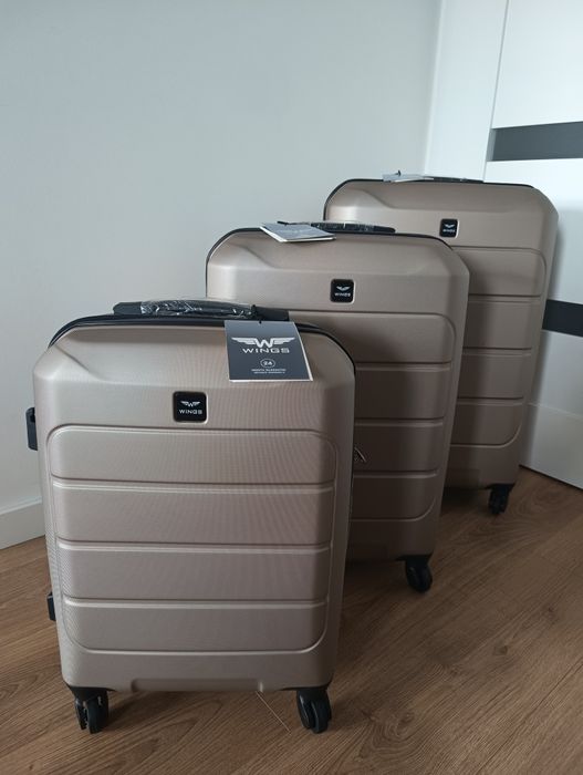 Komplet 3 walizek firmy WINGS szampański nowe odbiór osobisty lub wysy