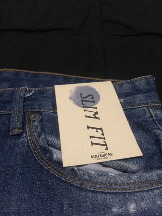 Calças Slim fit Pull & Bear 44