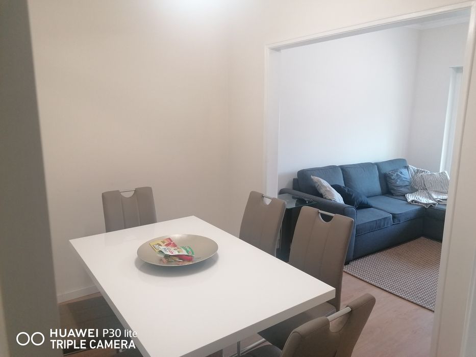 Mesa jantar + 6 cadeiras