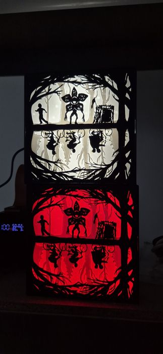 Дивні Дива Набір Stranger Things: нічник та касета статуетка