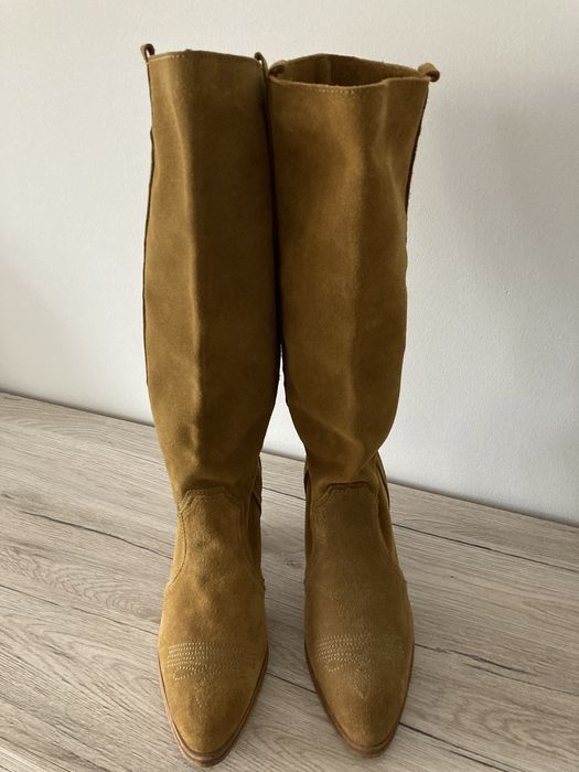 Botas camel da Bershka novas