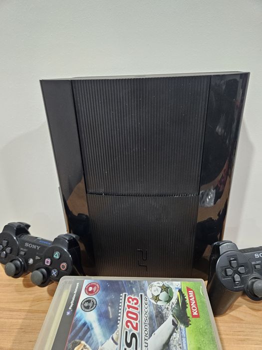 Playstation 3 com 5 jogos