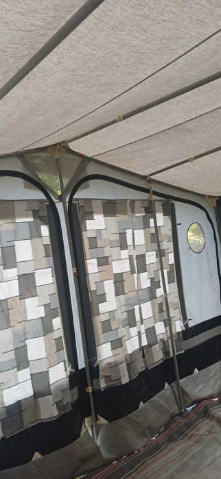 Przedsionek Isabella Ambasador 800/840 przyczepa kempingowa kamper