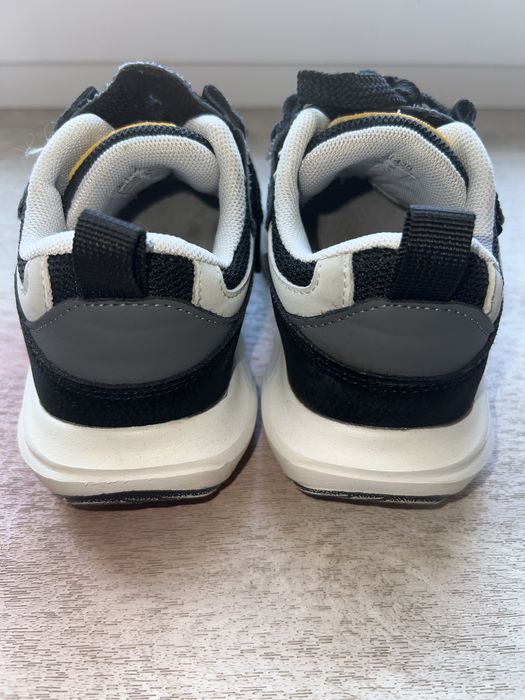 Кросівки 30 розмір