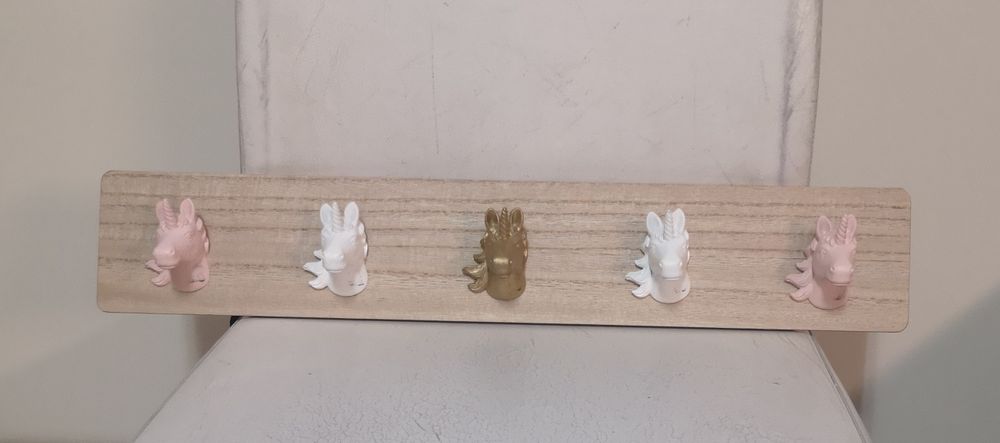 Cabide de parede, com Unicórnios.