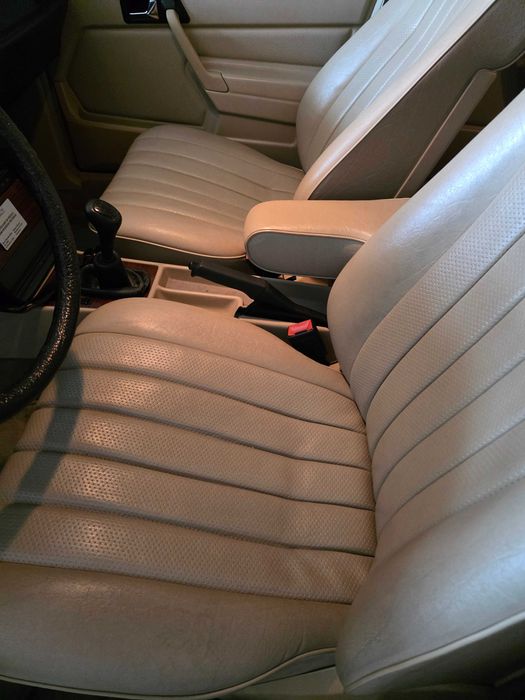 Mercedes 190 E 2.3 136cv