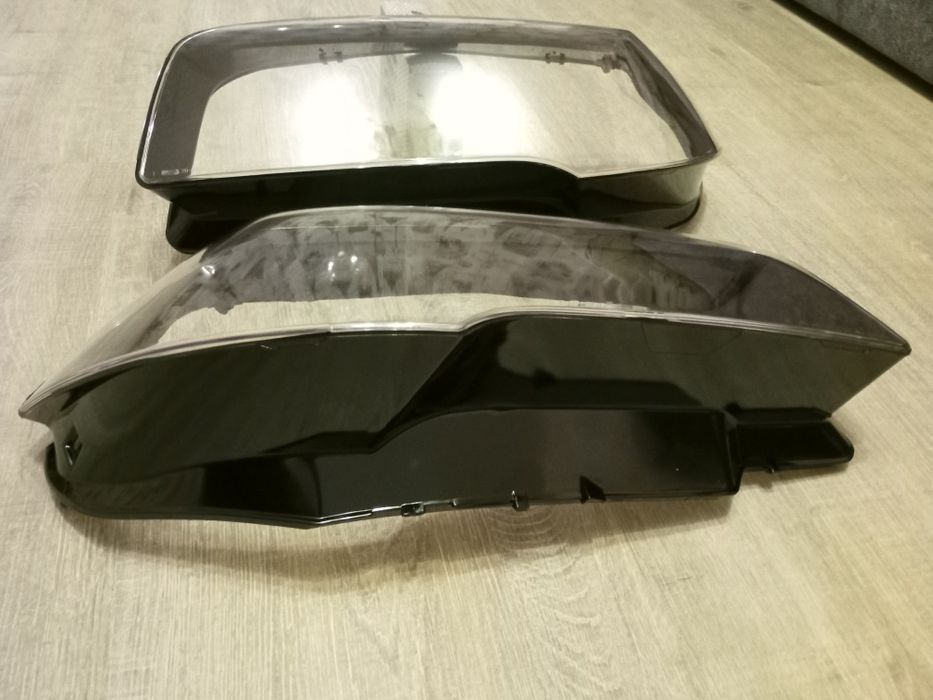 Скло фари BMW X3 E83 2004-2010