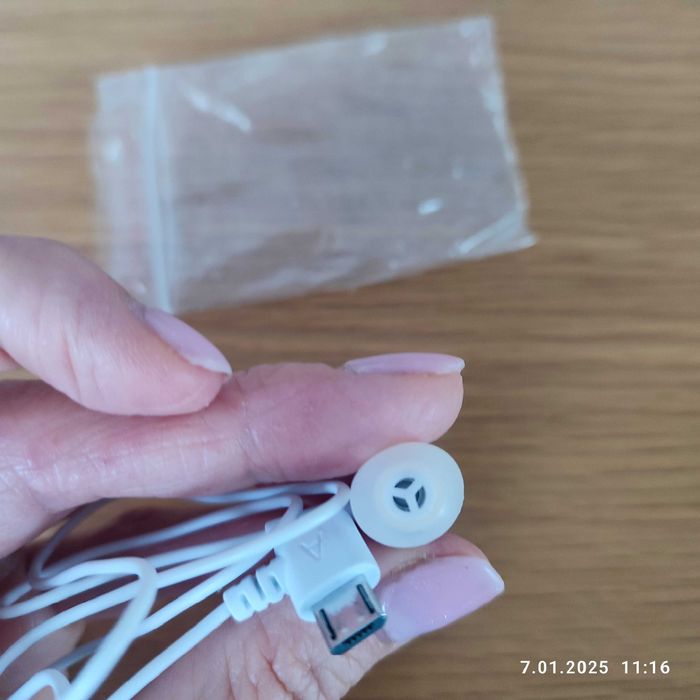 Mini słuchawka douszna