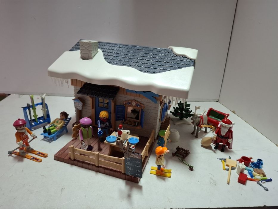 Playmobil schronisko w zimie