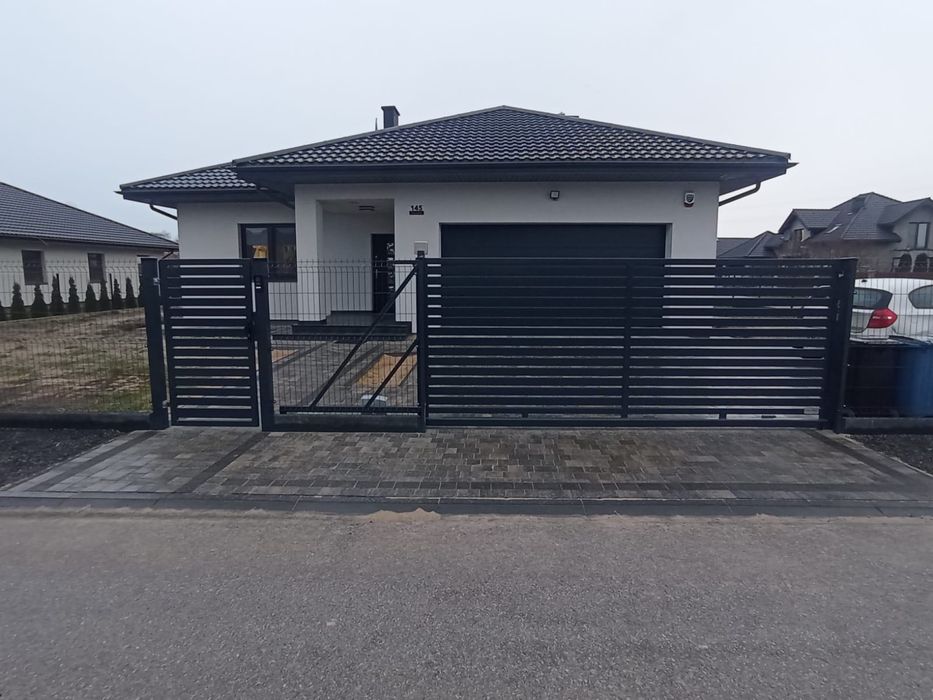 Montaż ogrodzeń panelowych