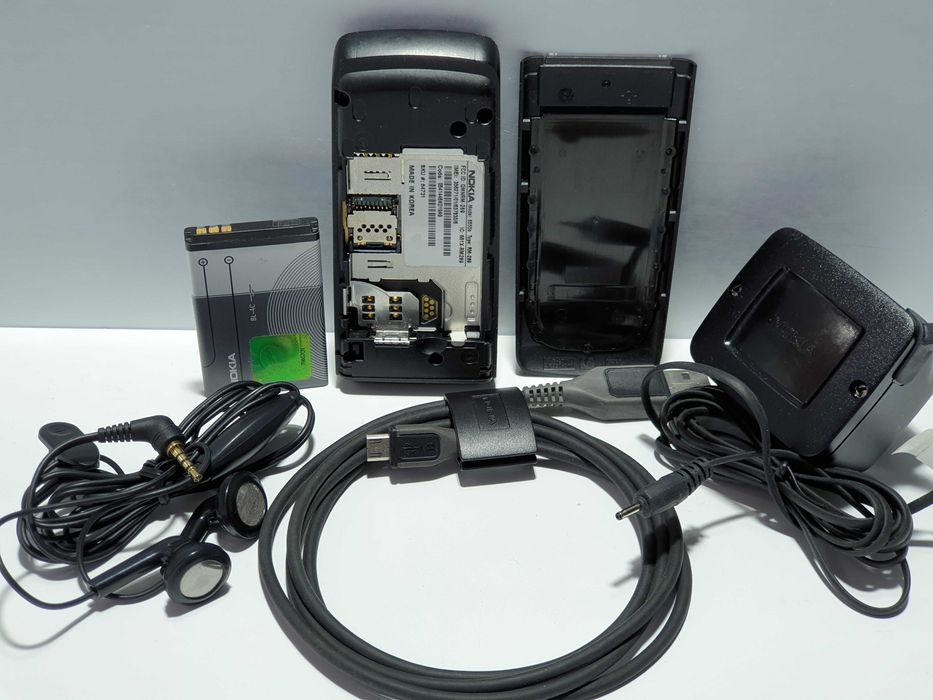 телефон Nokia 6555 + комплект