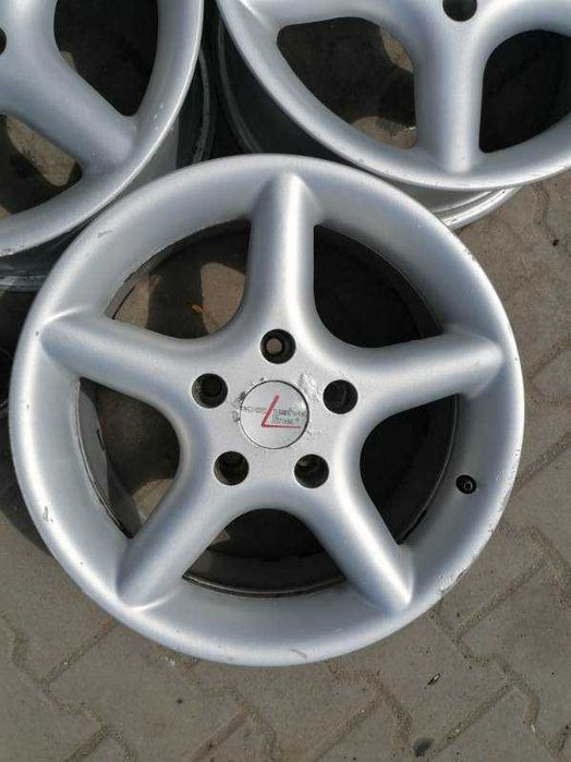 Felgi aluminiowe 16" 5x120 7.5J x 16H2 x 72.5  BMW