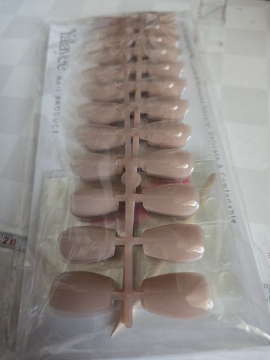 Накладні нігті  5 кольорів