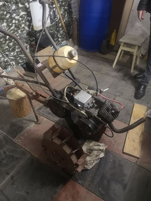 Мотоблок на базі  двигуна V 501m