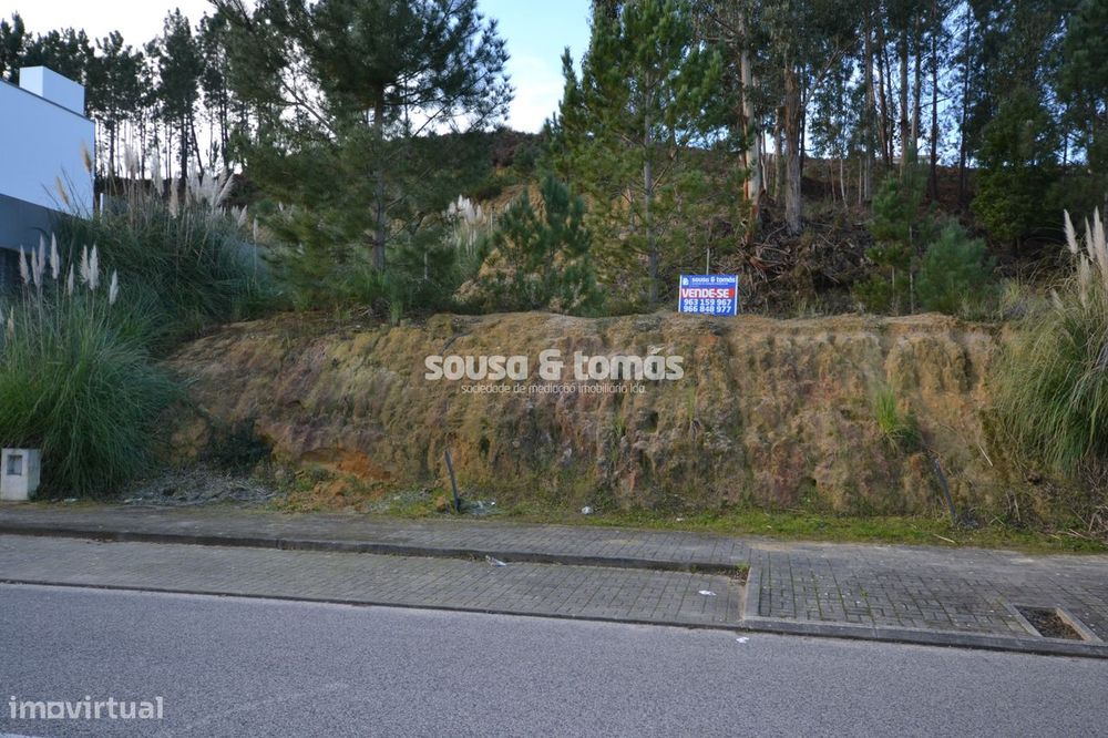 Urban Plot for Sale in Leiria, Pousos, Barreira and Cortes, Leiria