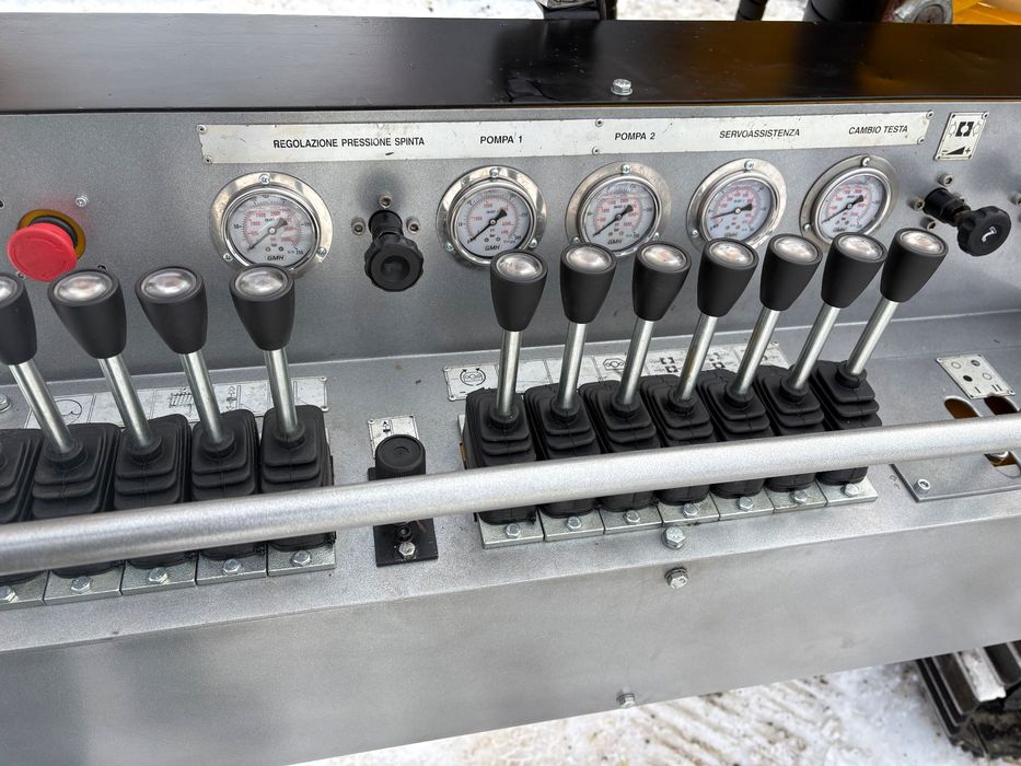 Wiertnica Mikropale Pompy ciepła Studnie głębinowe .