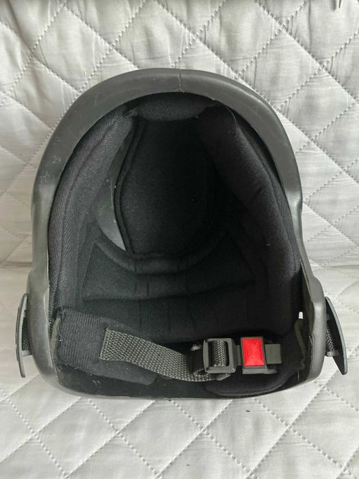 Kask narciarski UVEX sprzedam