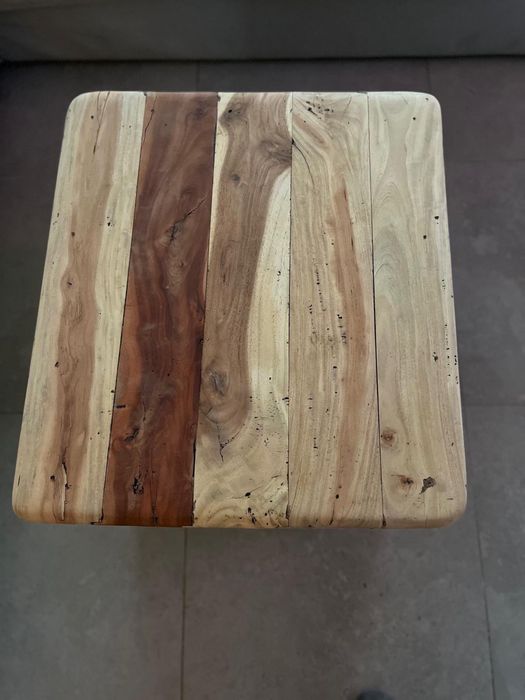 Stolik kawowy drewniany