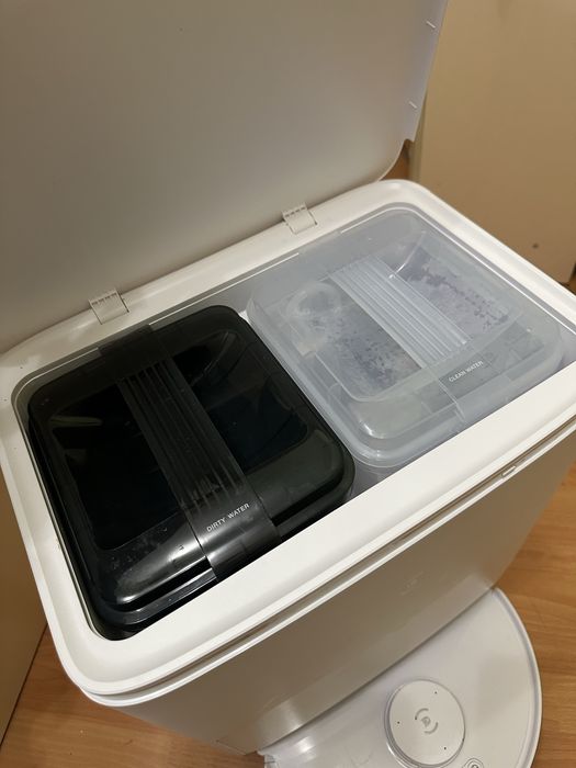 Срочно робот пилосос Deebot t50max pro omini легке бу