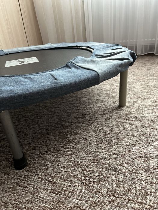 Батут дитячий для дому чи дачі