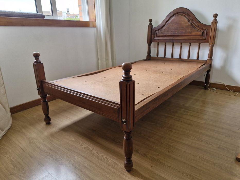Cama de solteiro