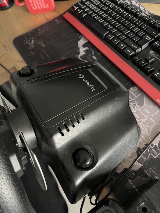 Logitech g29 shiftery, pedały super stan
