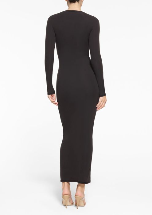 Сукня SKIMS - з довгим рукавом