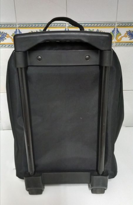 MALA ESCOLA,CRIANÇA,LEGO,TROLLEY como NOVA para ,ESCOLA ou Viagem,etc.