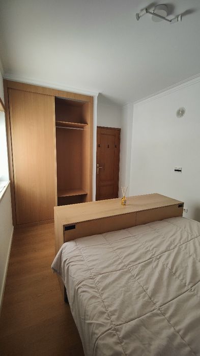 Amplo T2 mobilado