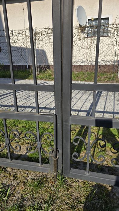 Brama dwuskrzydlowa, przesuwna i furtka