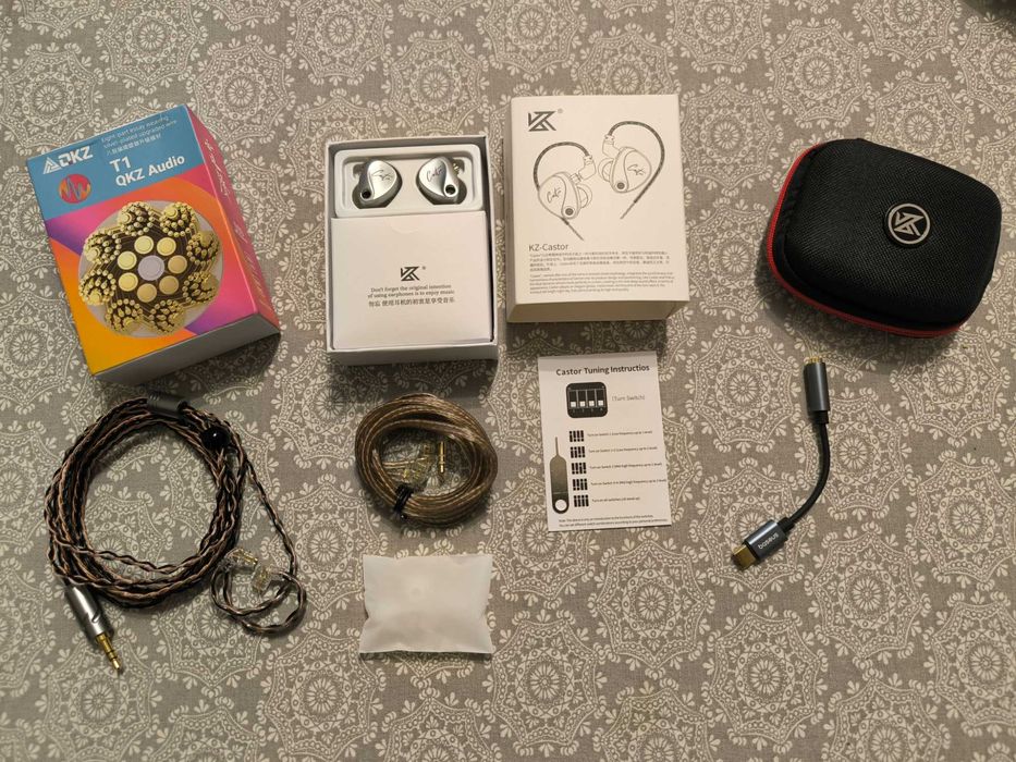 Auriculares Ajustáveis para Gamers/Audiófilos, KZ Castor, Extras,Novos