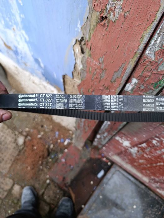 Головка блоку 4А-FE циліндрів тойота запчасти Каріна Е запчасти