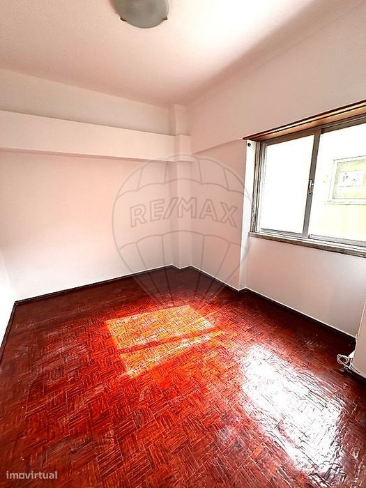 Apartamento T1 para arrendamento