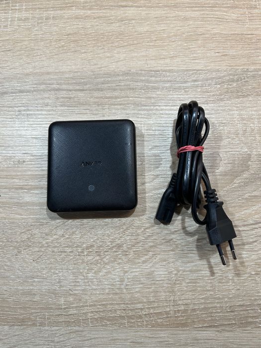 Блок живлення Anker 20.0v 2.25a 45w