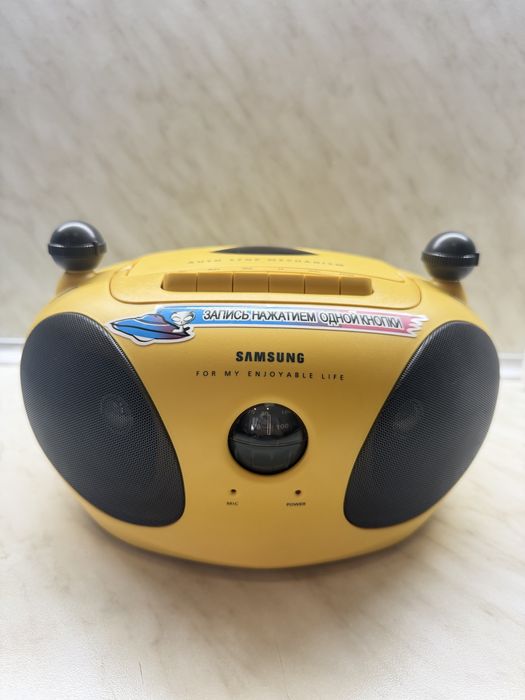 Магнітофон Samsung