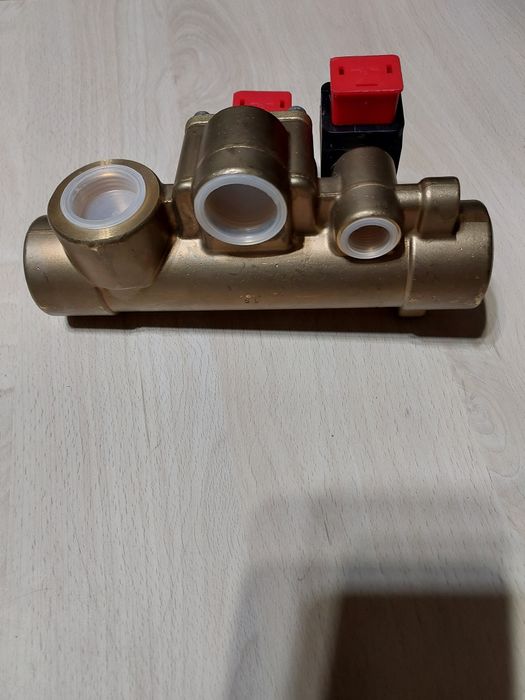 Elektrozawór dwucewkowy