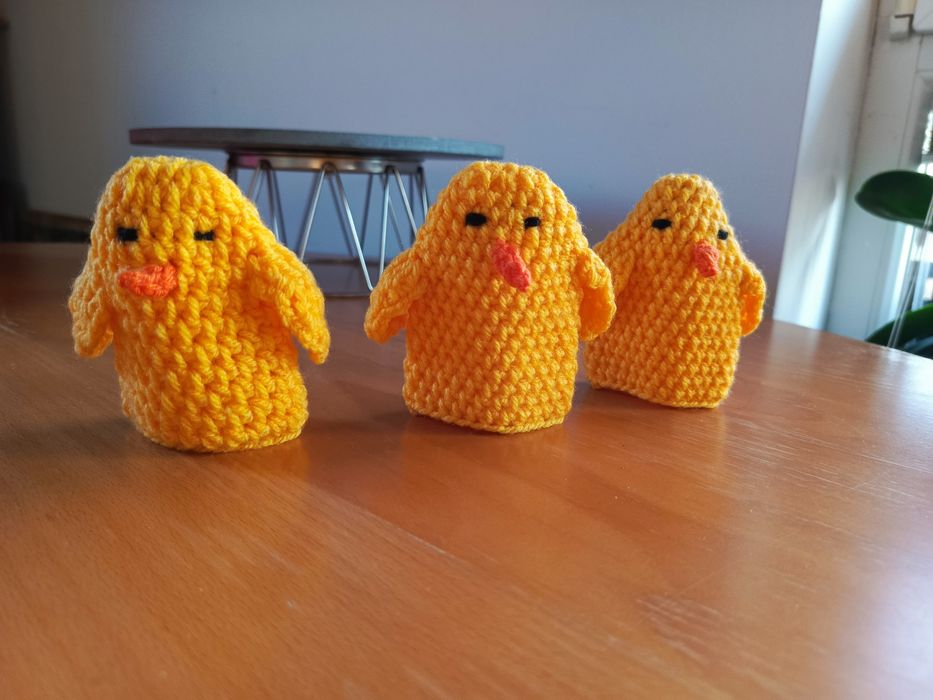 Zestaw kurczaczków kura Wielkanoc szydełko wełna handmade  zabwka